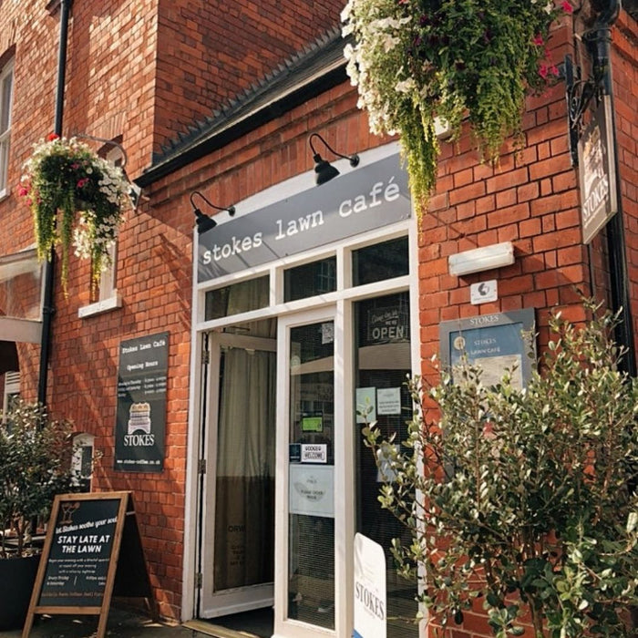 Coffee for Artists and Creatives: Why Coffee Shops Inspire the Arts