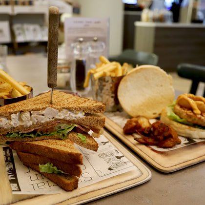 Club Sandwich & Burger